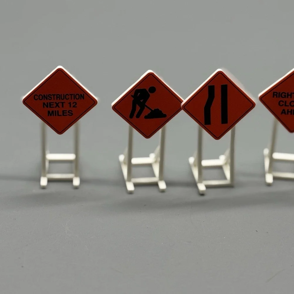 Walthers Faller Rocky Mountain Express Train Set Construction Signs Figures Lot